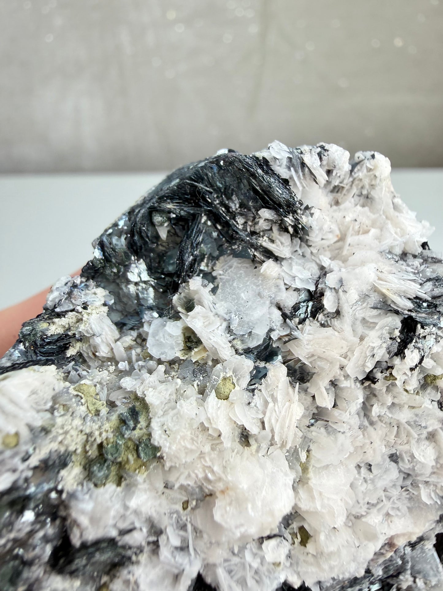 Kalsitt med Hematitt (Specularite)