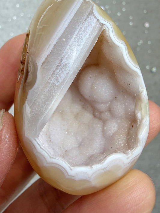 Druzy agat egg