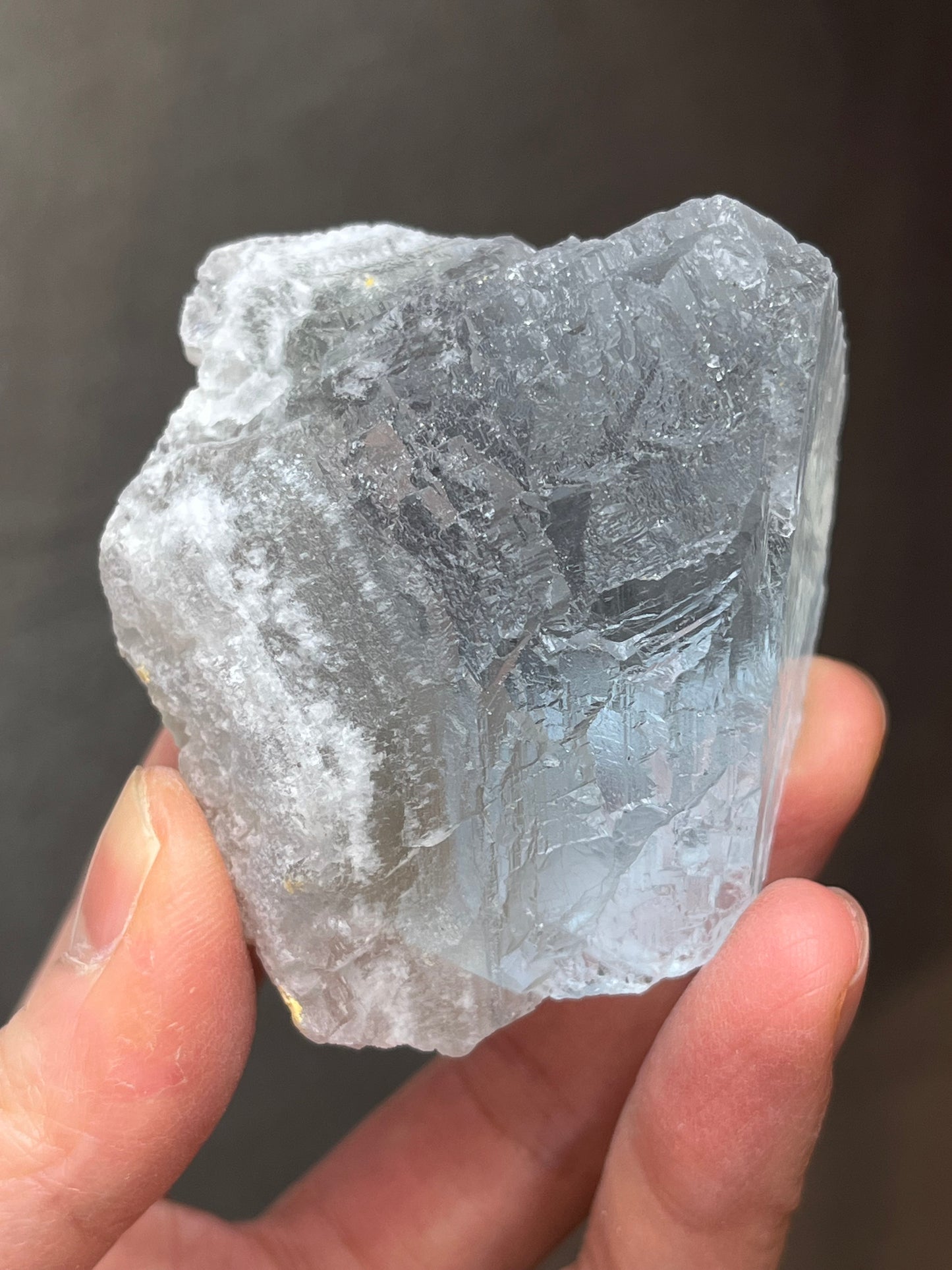 Lys blå Fluoritt, Rå, God kvalitet