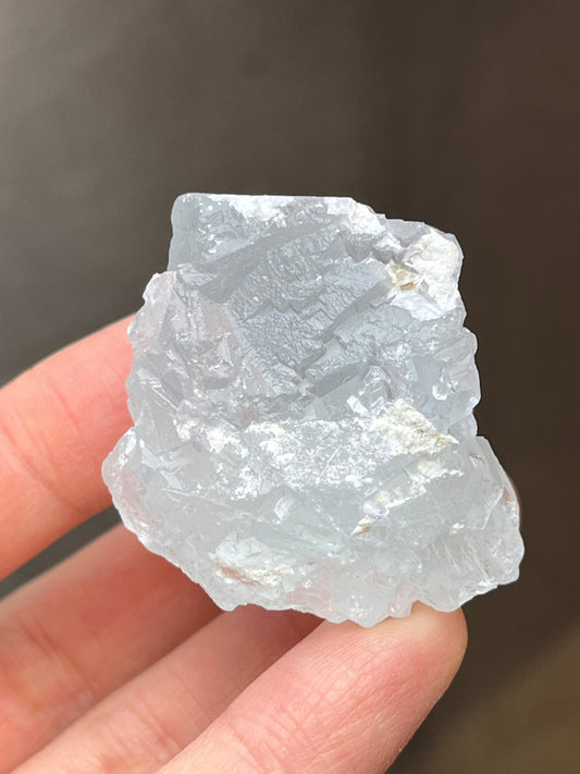 Lys blå Fluoritt, Rå, God kvalitet