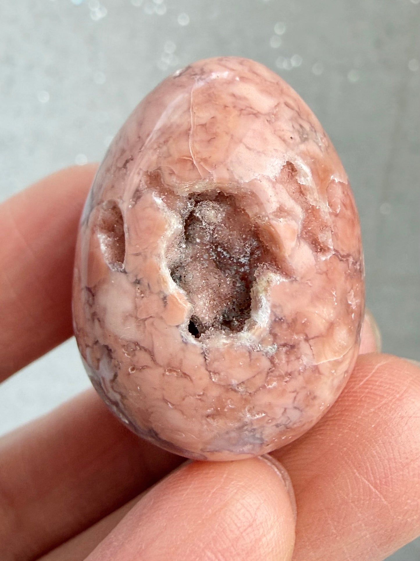 Rosa Agat Egg (Cotton Candy Agate)