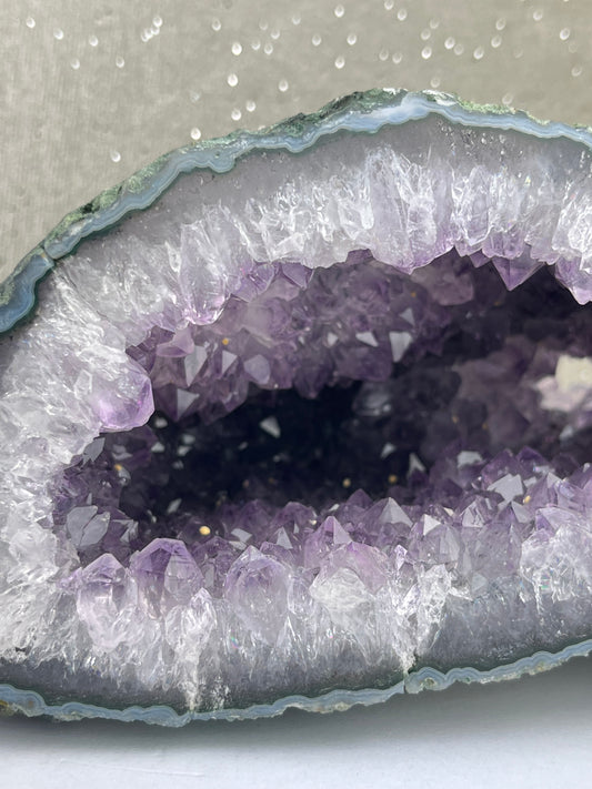 Ametyst geode XL,1.2kg