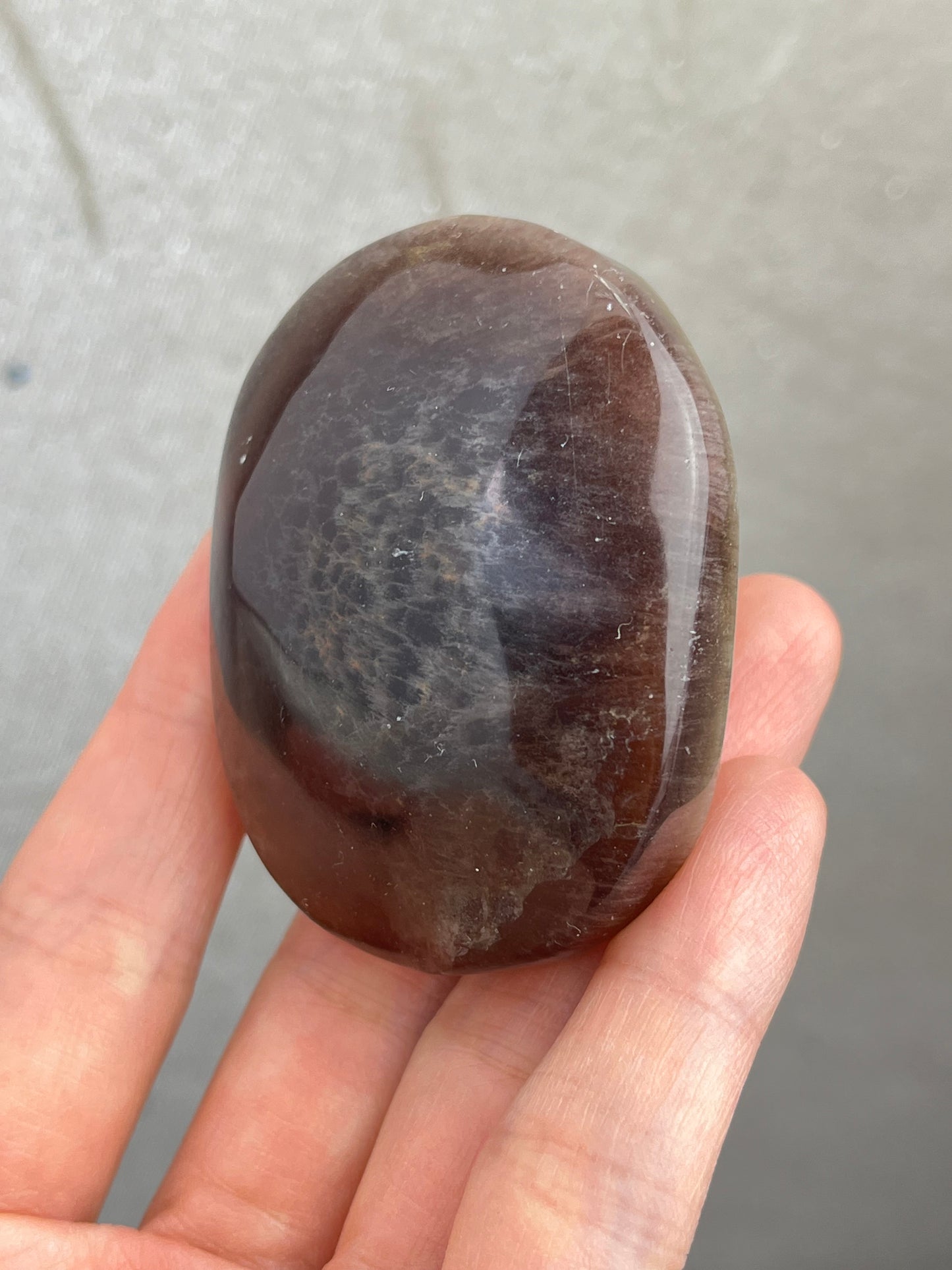 Brun Fluoritt Håndstein 5+cm