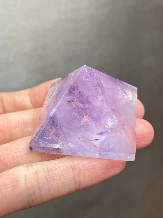 Ametyst Pyramide
