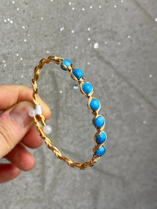 Blå Apatitt- Håndlaget armbånd