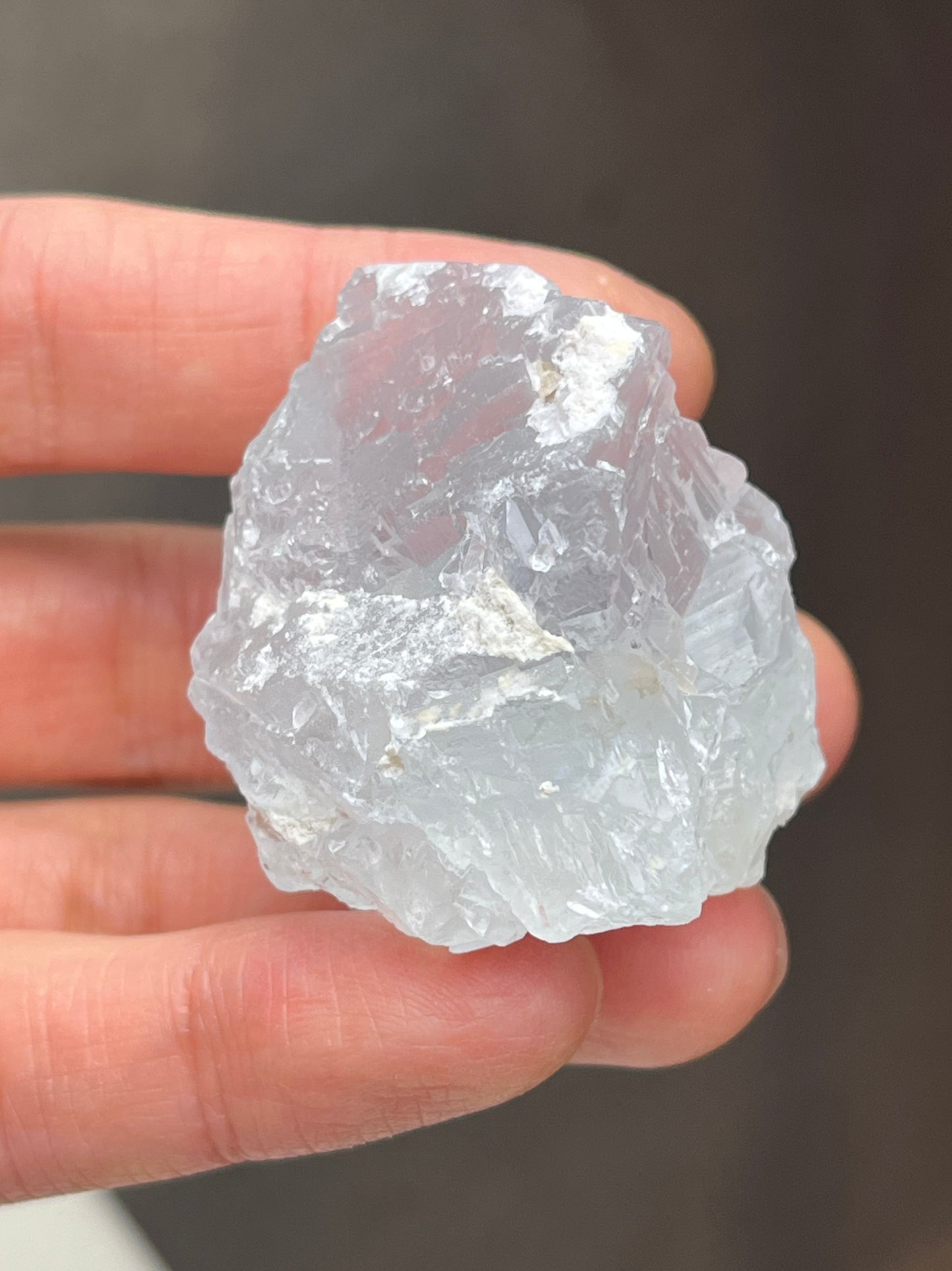 Lys blå Fluoritt, Rå, God kvalitet