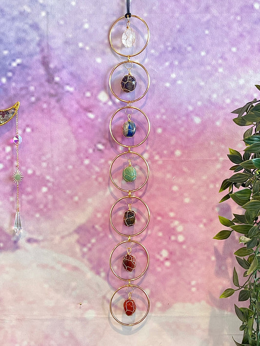 Chakra veggdekor med krystaller