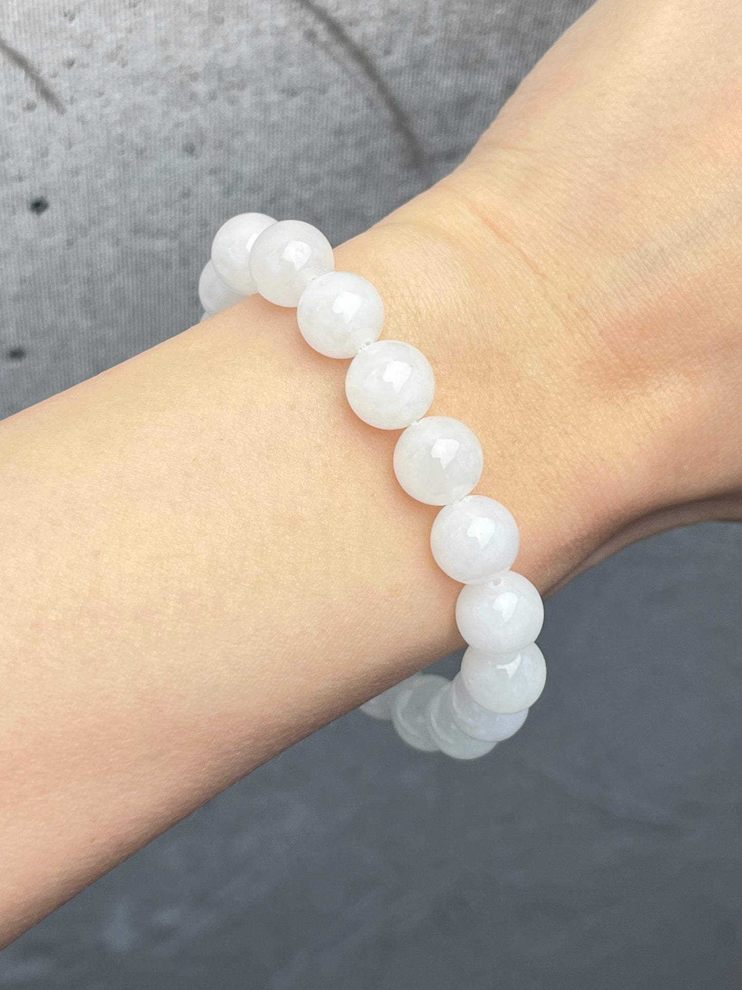 Hvit Jade armbånd 10mm+