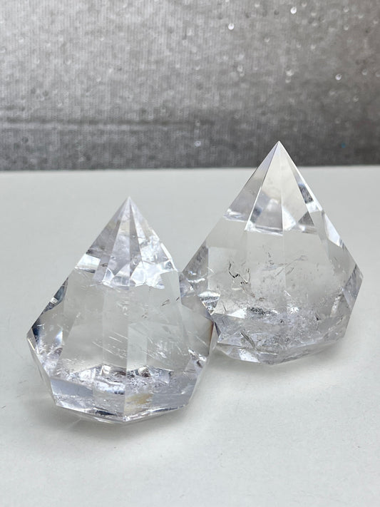 Bergkrystall klar kvarts diamant form