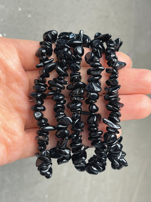 Svart Turmalin chips armbånd 7mm+