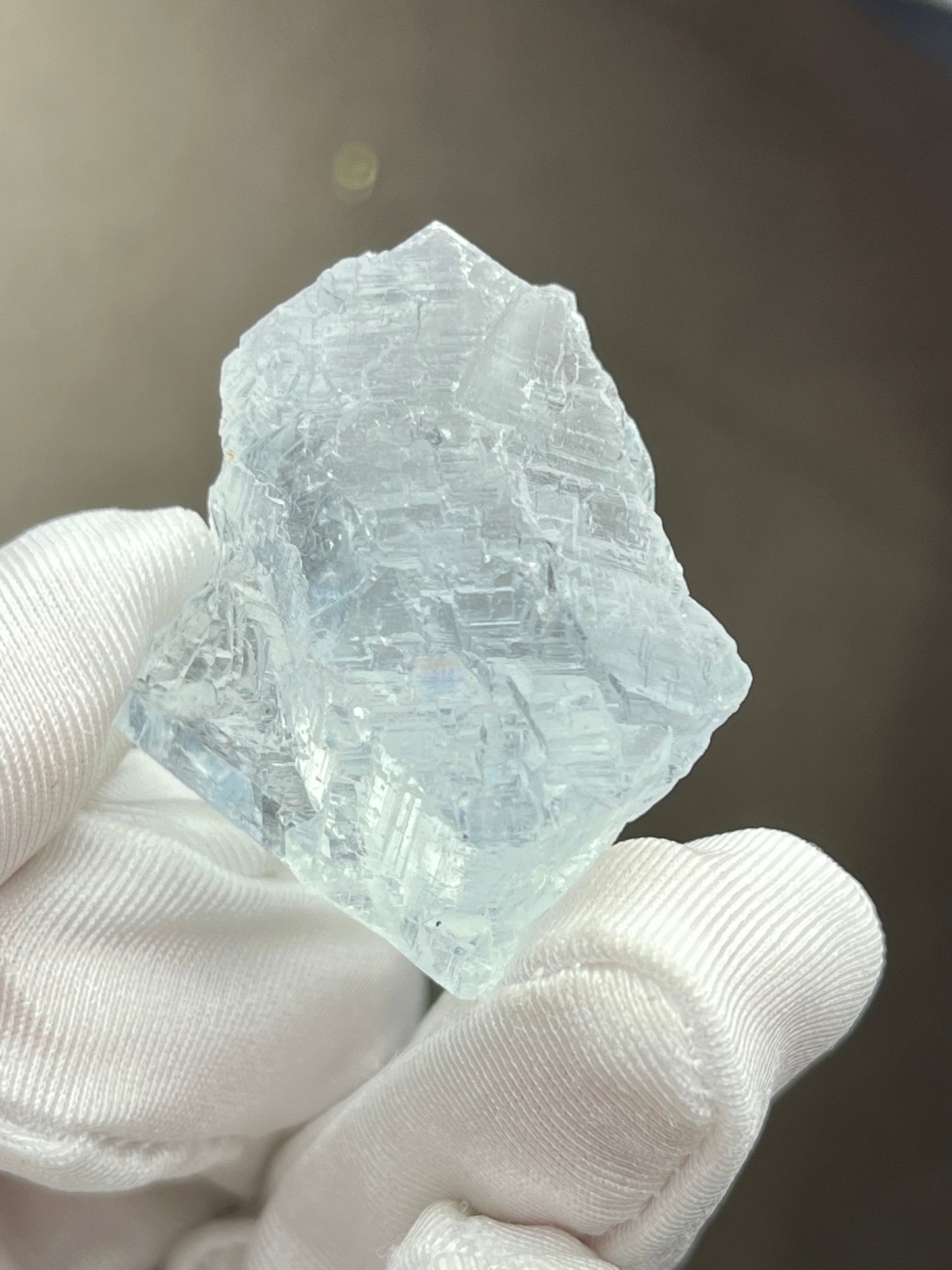 Lys blå Fluoritt, Rå, God kvalitet