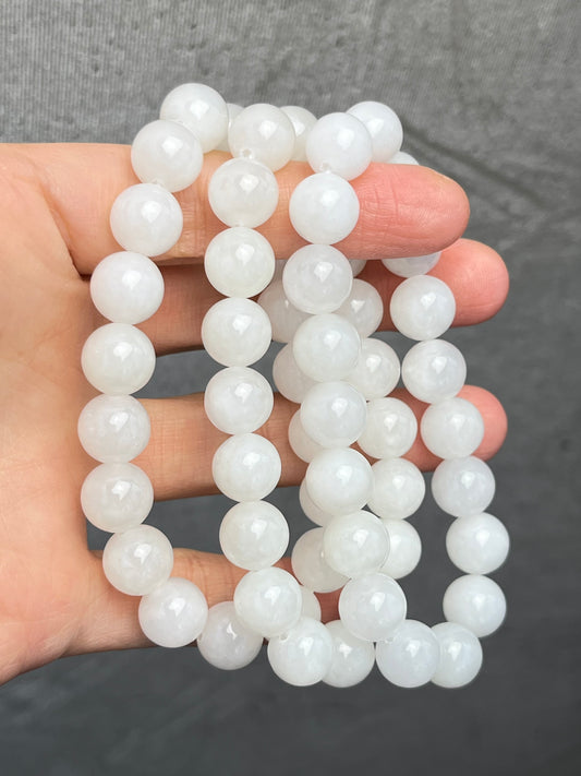 Hvit Jade armbånd 10mm+