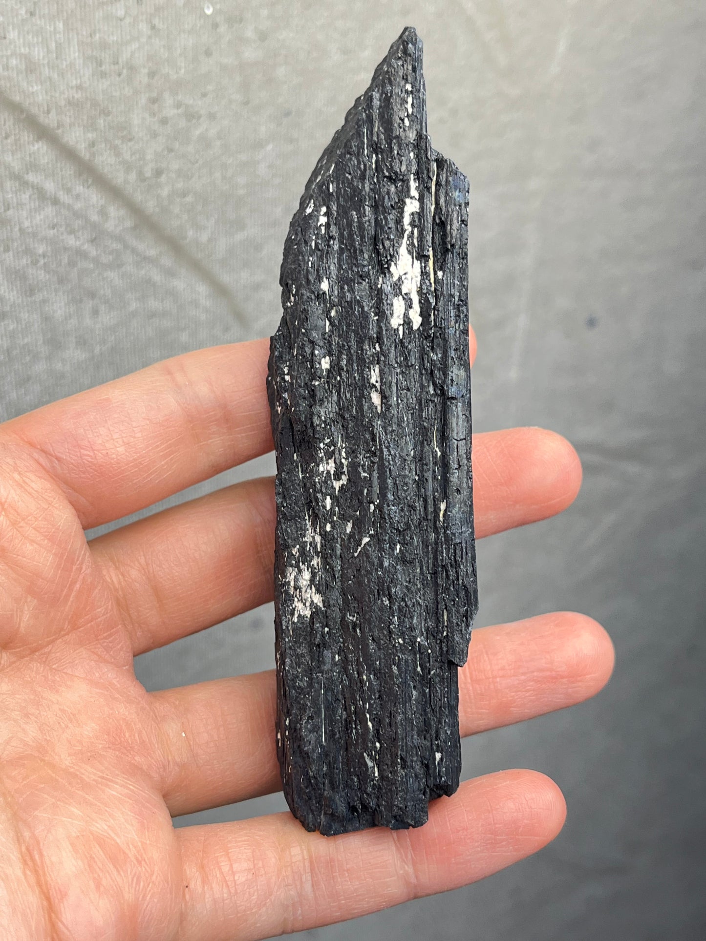 Svart Turmalin Rå 60-100g