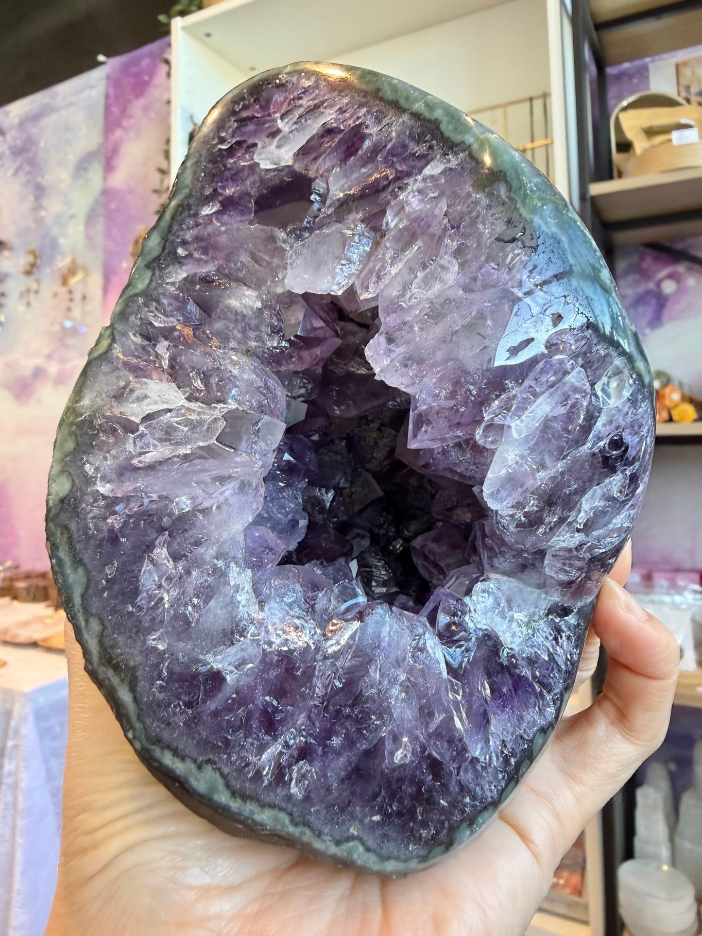 Ametyst geode XL, 15cm,1.4kg