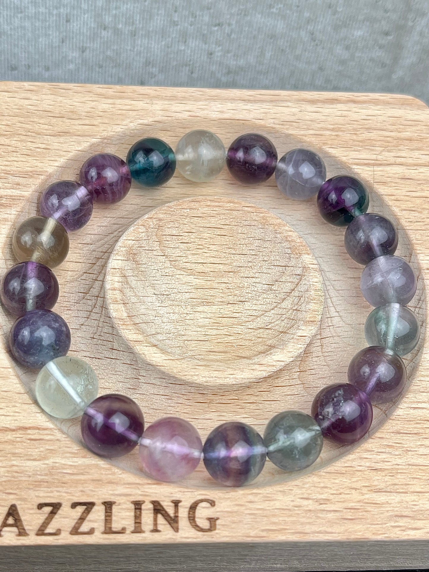 Regnbue Fluoritt armbånd 10mm+