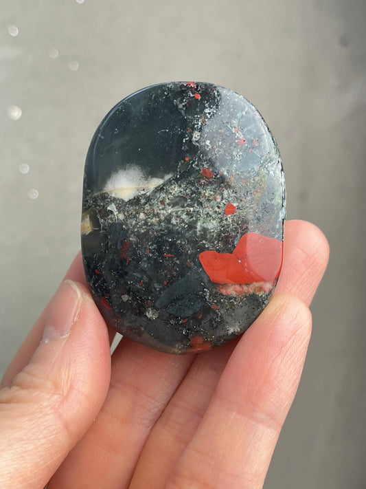 Afrikansk Blodstein Håndstein