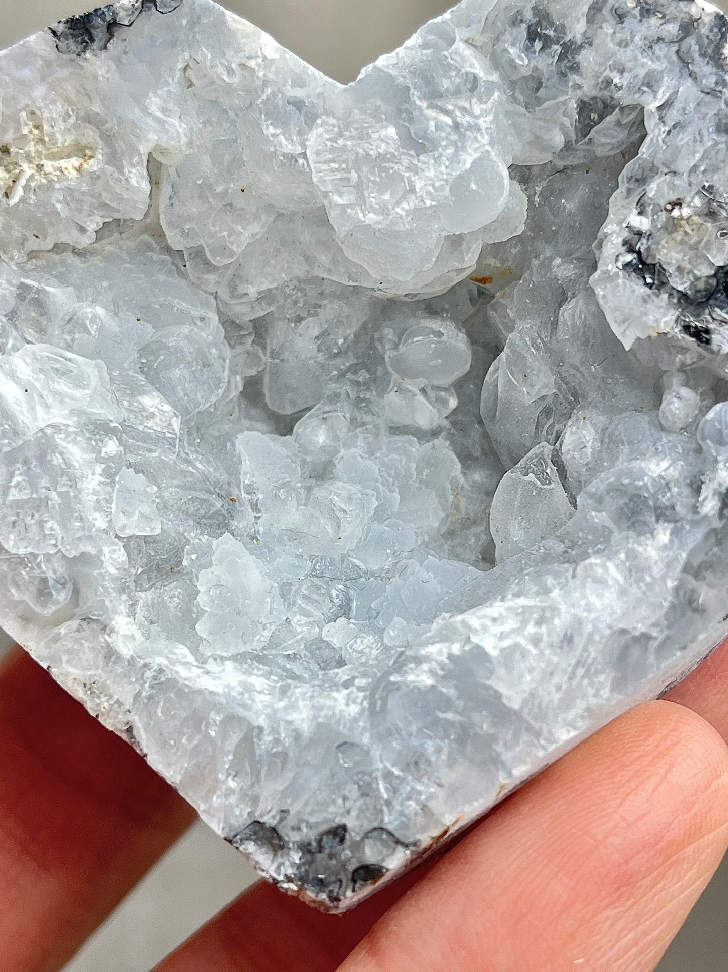 Quartz geode heart
