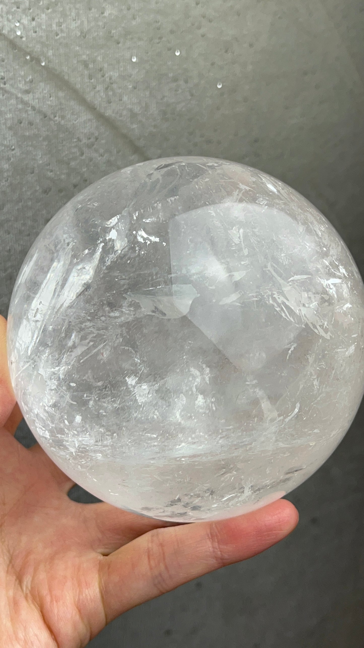 Klar kvarts Bergkrystall Kule 9.5cm, 1.2kg