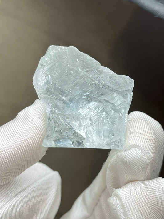 Lys blå Fluoritt, Rå, God kvalitet