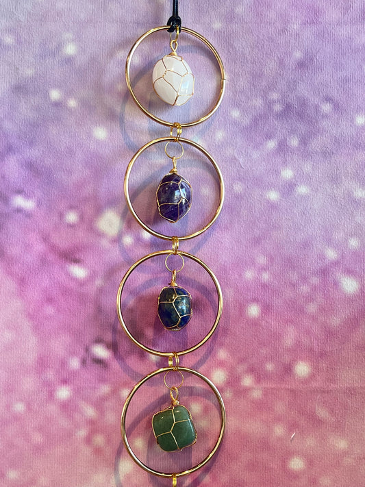 Chakra veggdekor med krystaller