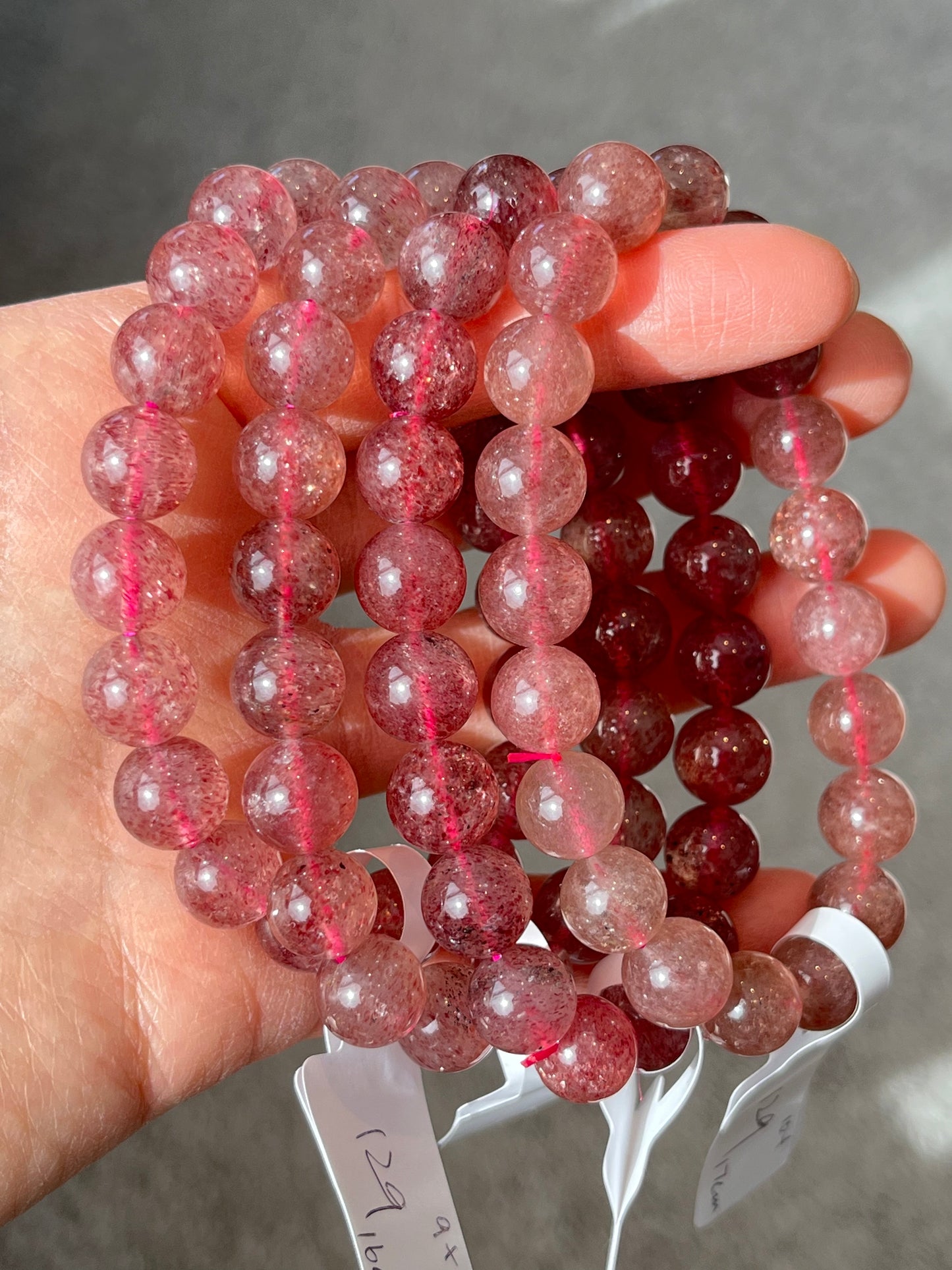 Jordbærkvarts armbånd