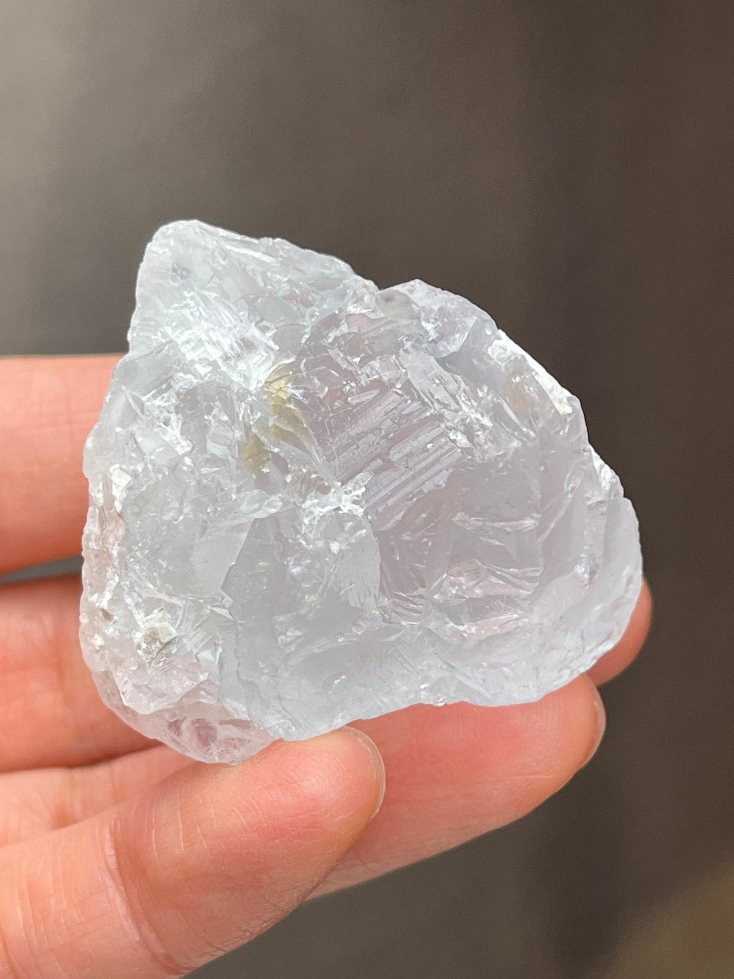 Lys blå Fluoritt, Rå, God kvalitet