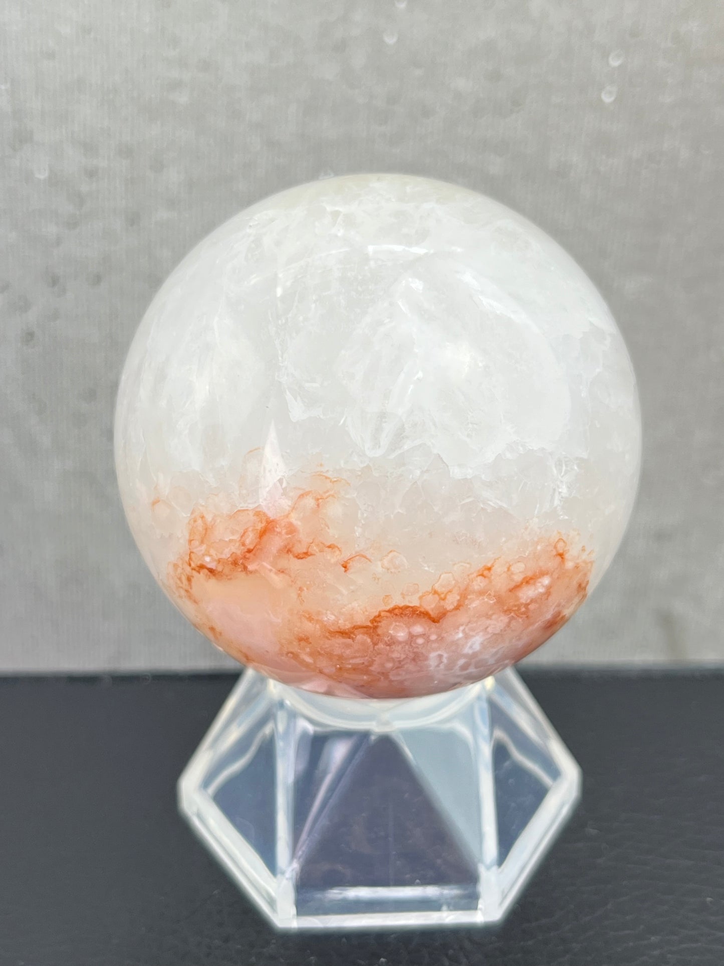 Blomster agat med kvarts kule