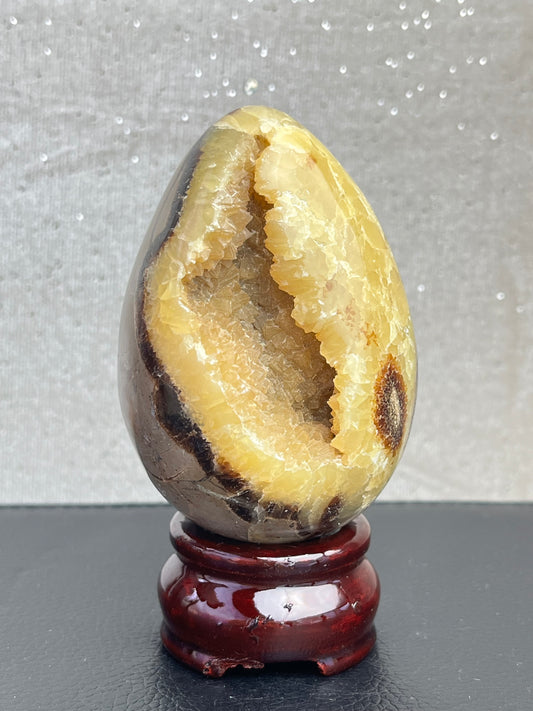 Druzy Septarian Egg