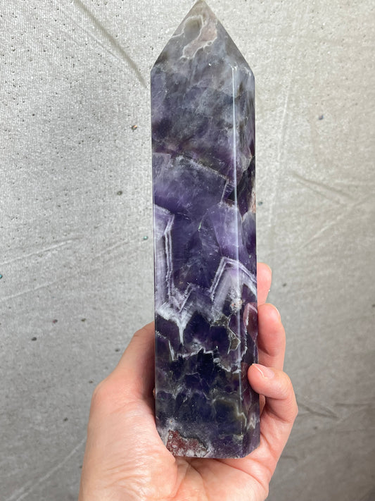 Chevron Ametyst tårn 19cm