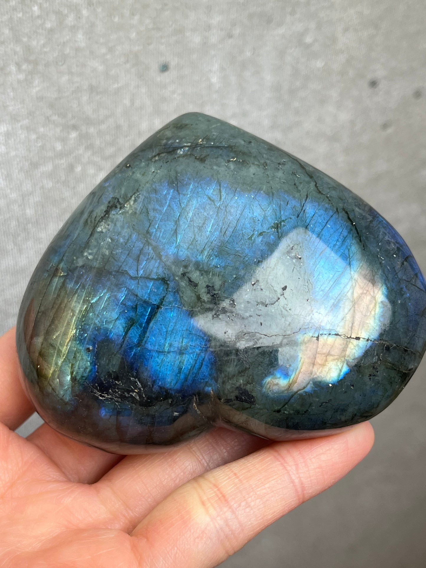 Labradoritt Hjerte 8.4cm