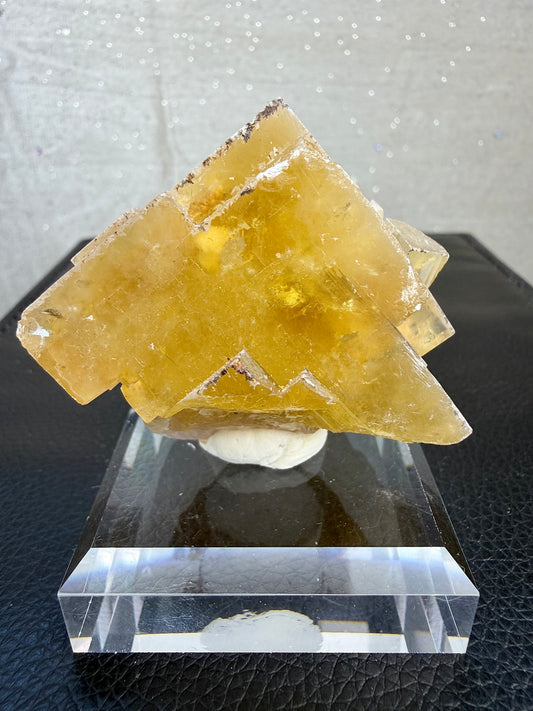 Yellow fluorite