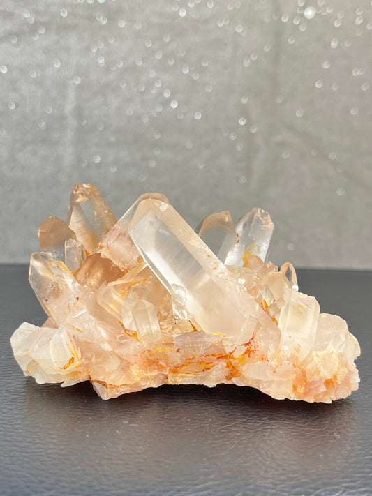 Kvarts gruppe med jernoksid