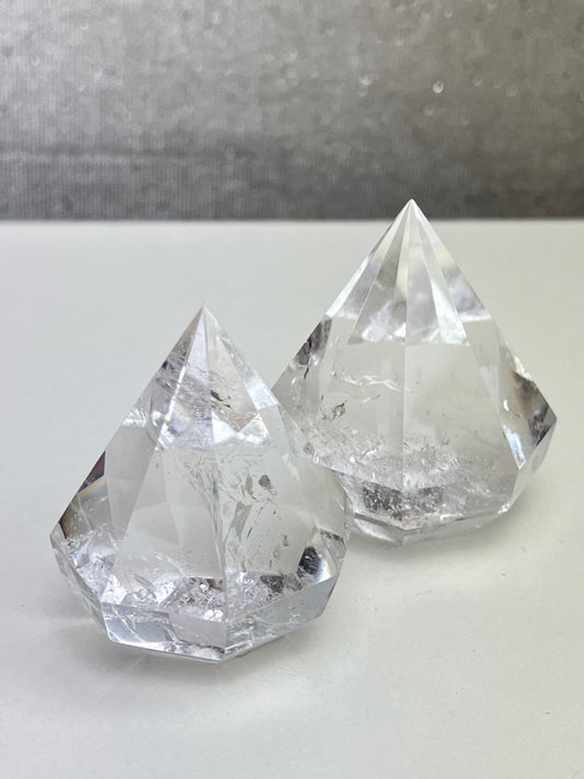 Bergkrystall klar kvarts diamant form