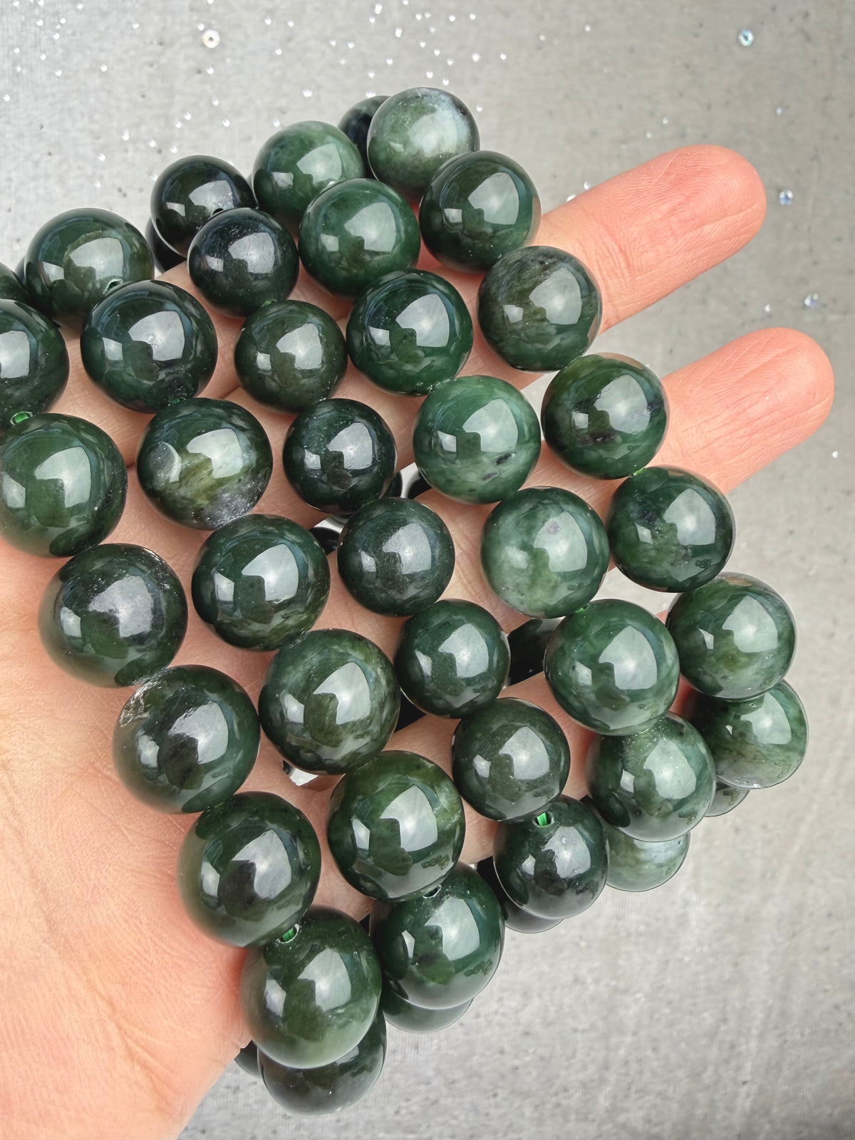 Jade, Nefritt armbånd 12mm+