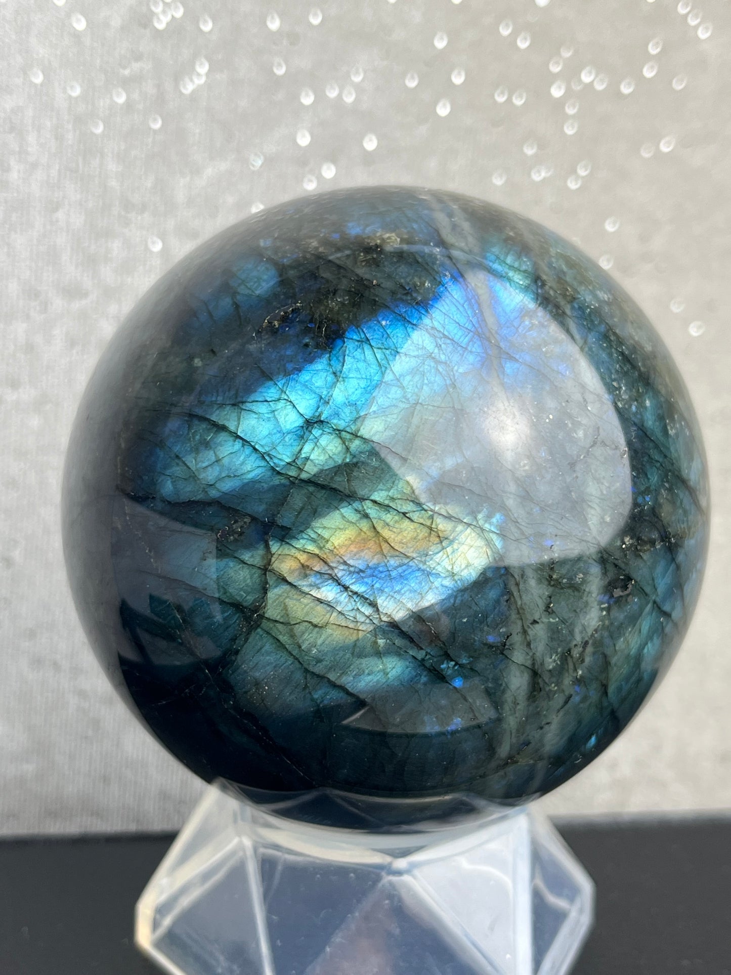 Labradoritt kule 7.6cm