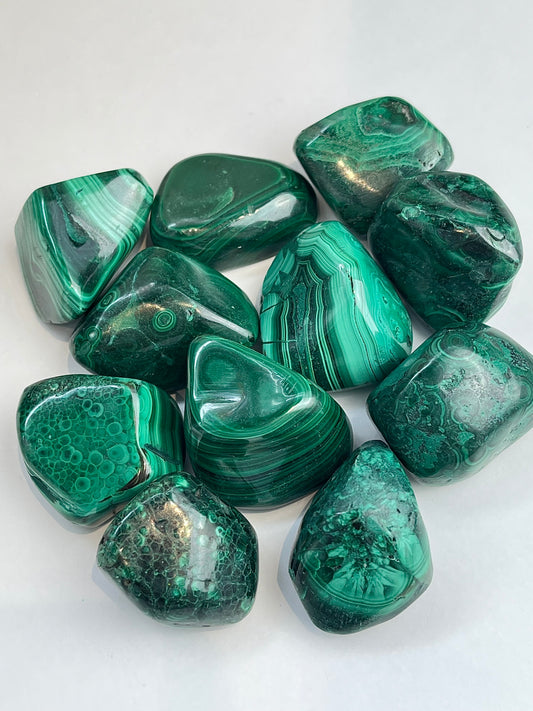 Malakitt tromlet 20-30mm