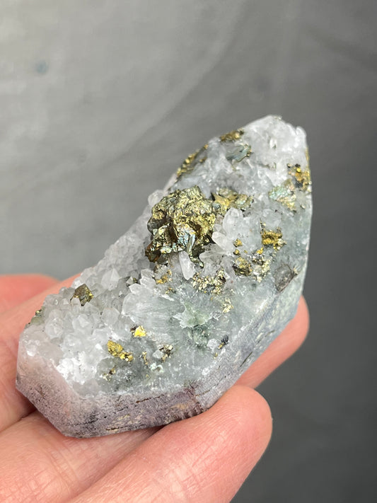 Kvarts, Pyritt, Chalcopyritt