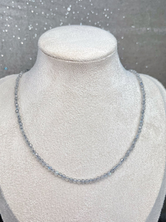 Labradoritt Halskjede