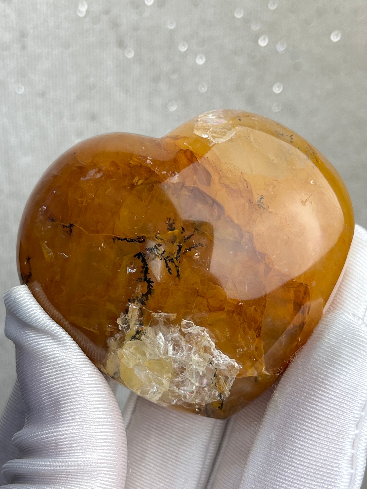 Dendritic Golden Healer Kvarts Hjerte