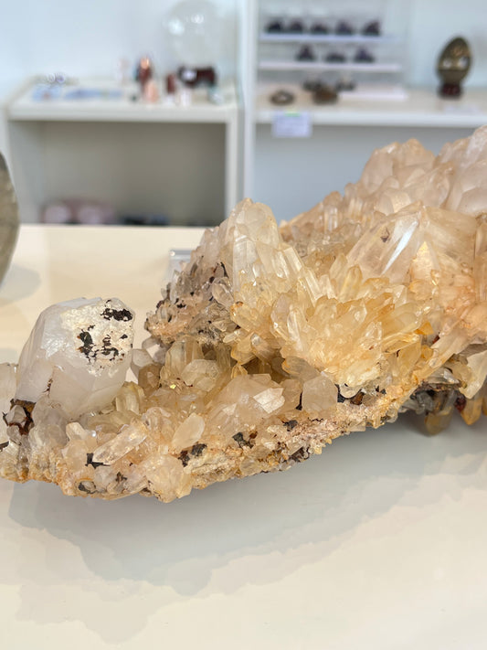 Kvarts gruppe med jernoksid XL, 3.2kg