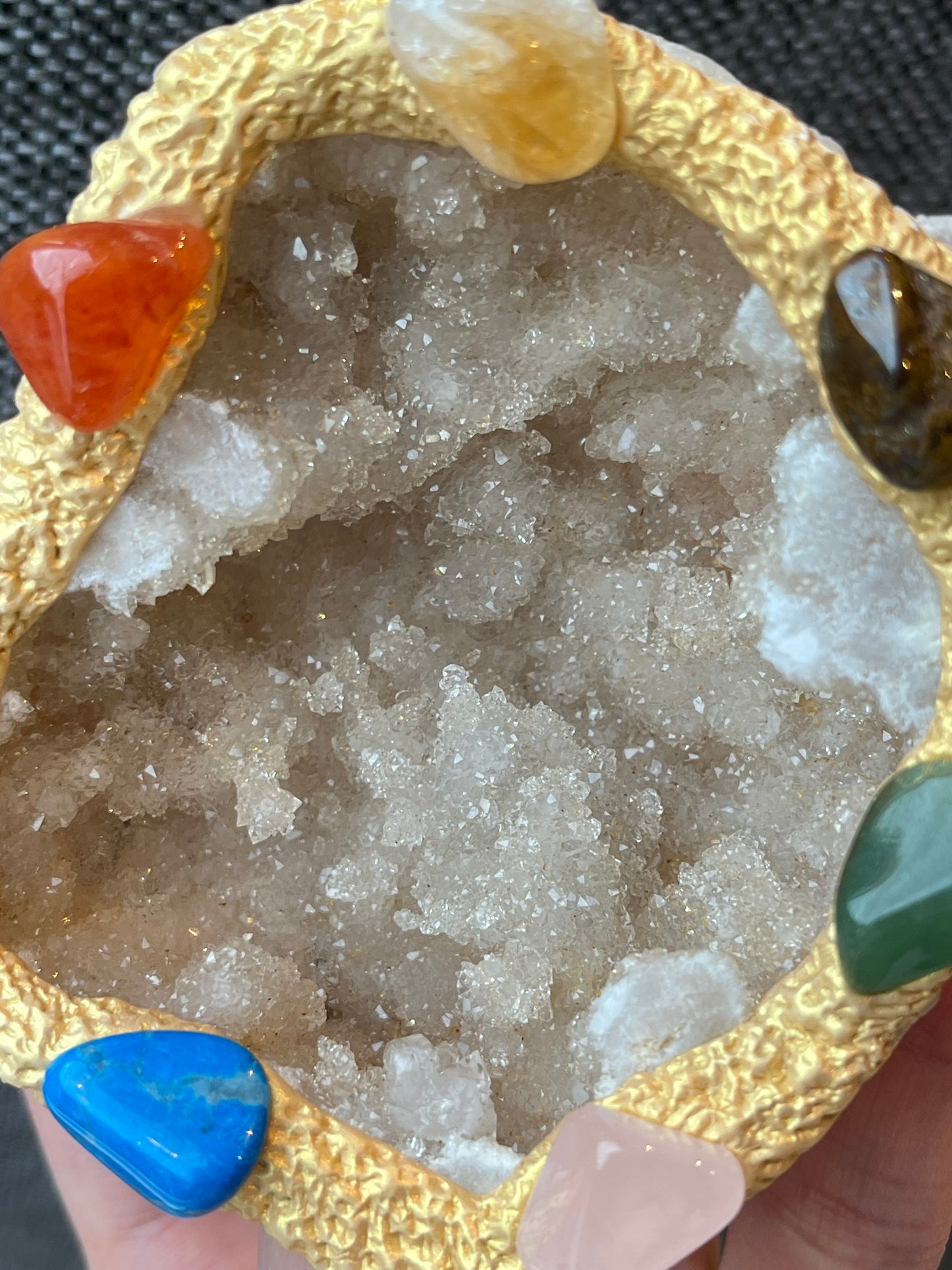 Kvarts geode, Chakra A