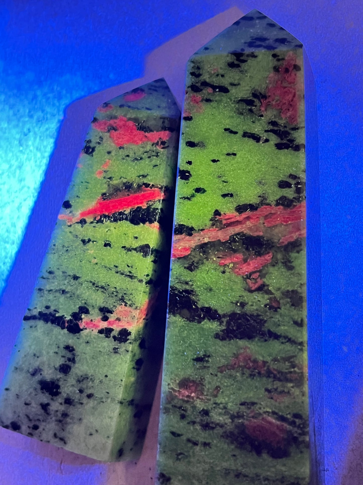 Rubin i Zoisitt tårn H, 13cm