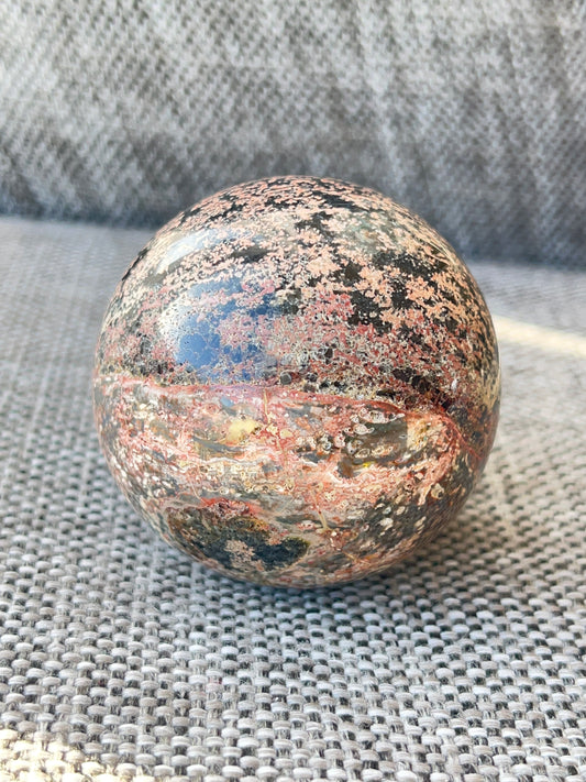 Rød Snøfnugg Obsidian Kule