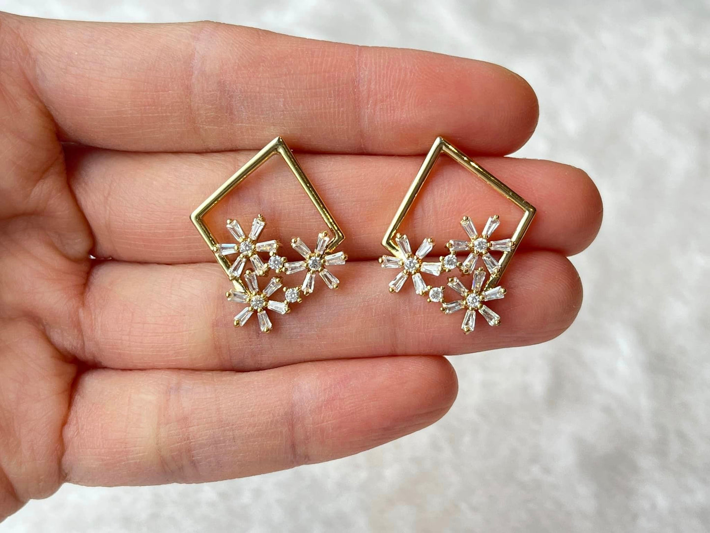 Øredobber med zirkonia