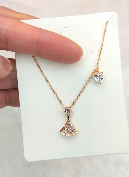 Halskjede med vifteform