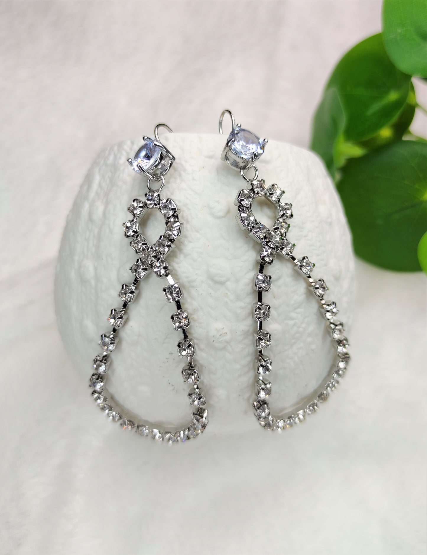 Lange øredobber med dråpe form