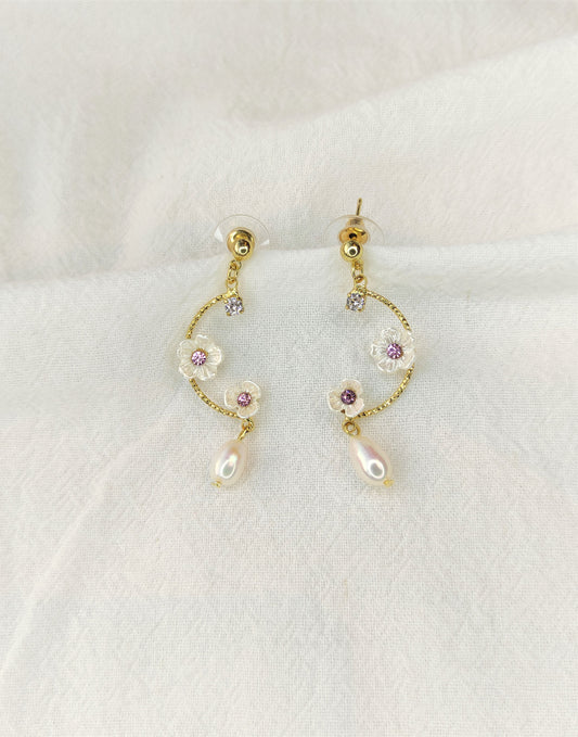 Blomsterøredobber med halvsirkel