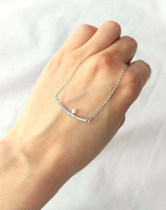 Halskjede med zirkonia