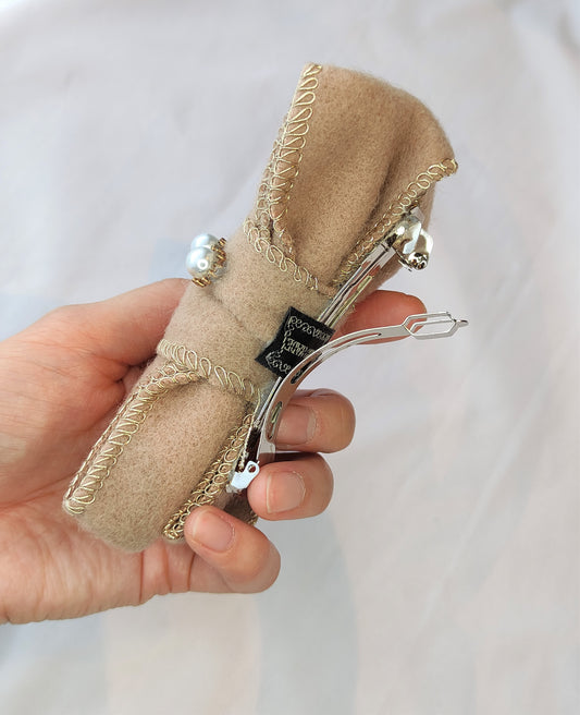 Hårspenner med sløyfe- Beige