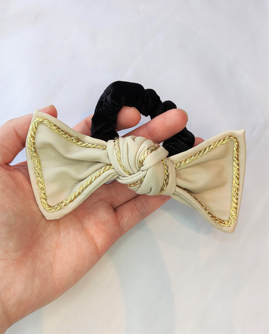 Scrunchie med sløyfe- Beige